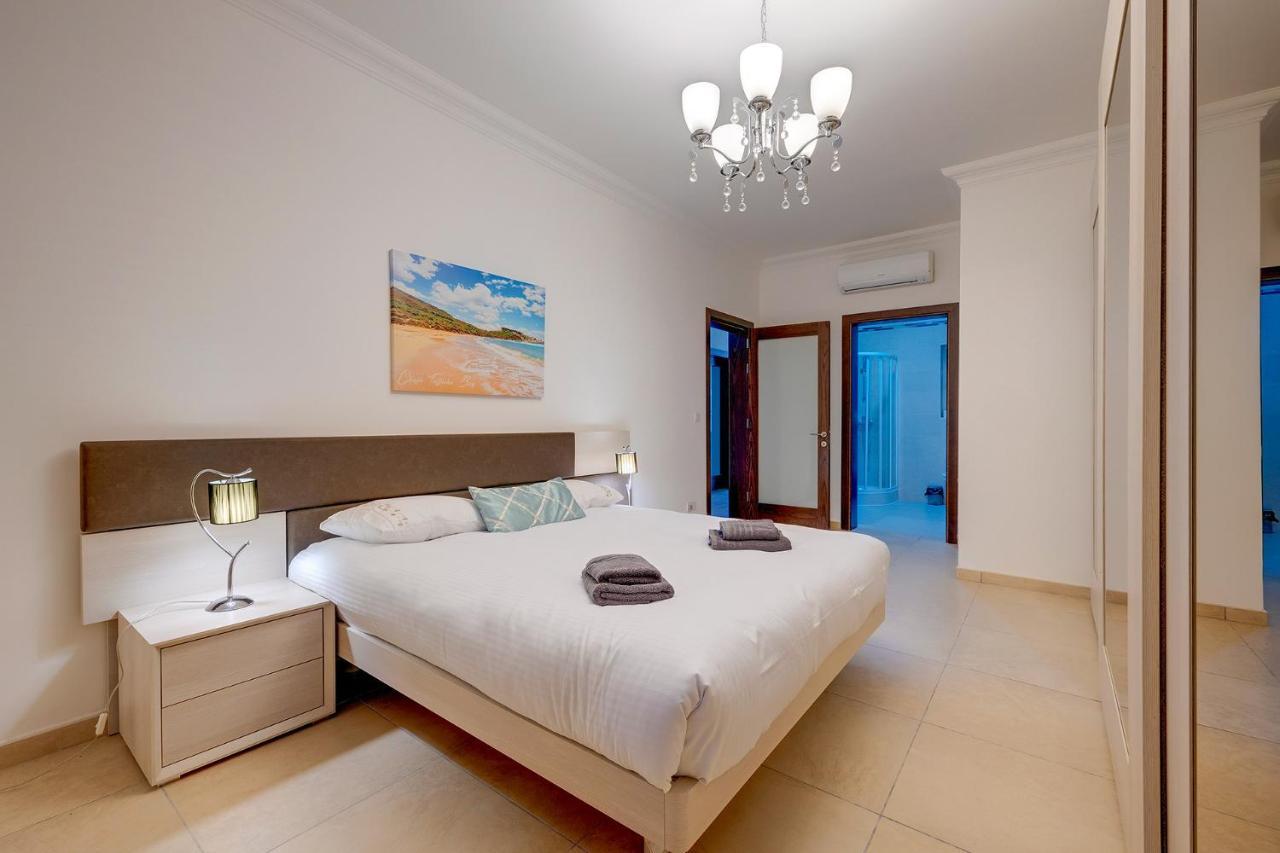 Seafront Lux Apart Inc Pool, Upmarket Area Sliema Esterno foto